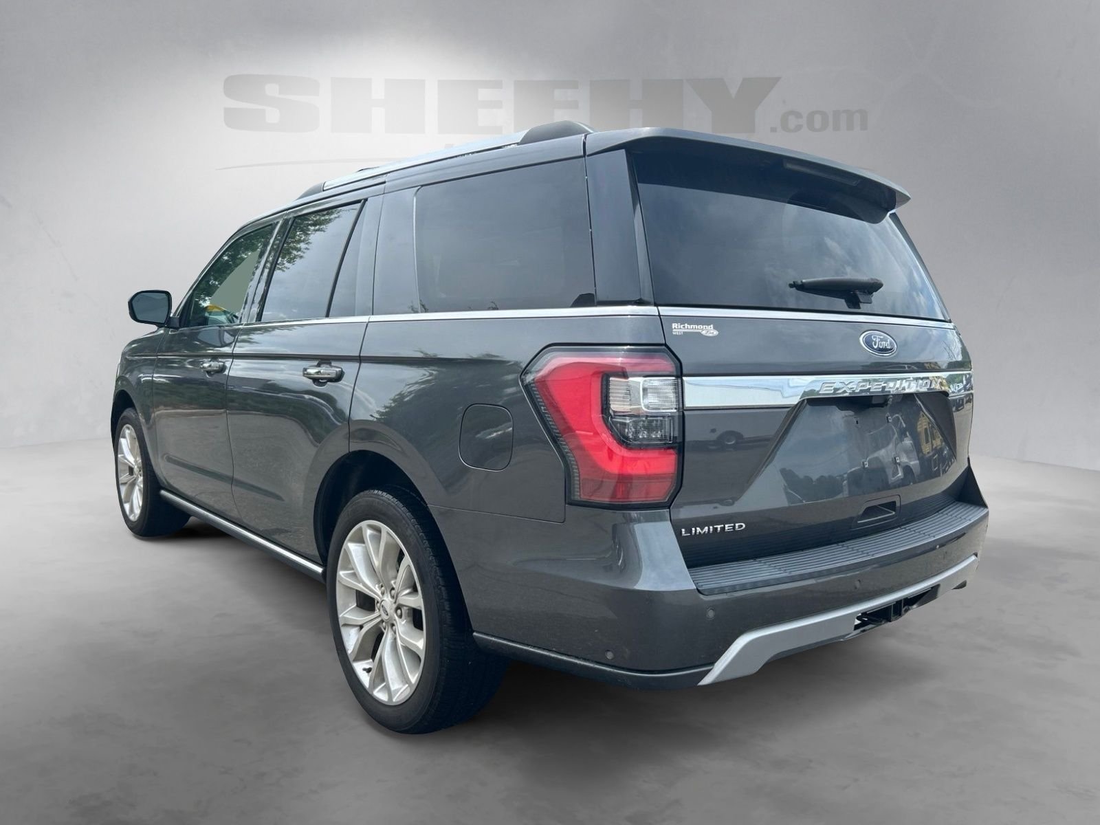 Used 2019 Gray Ford Limited image 14