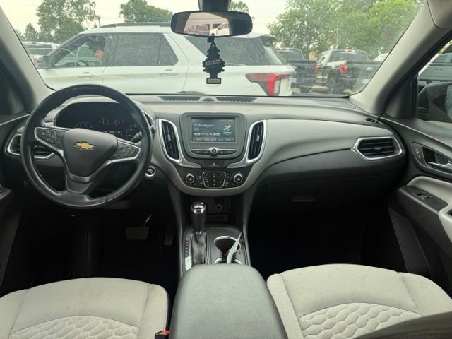 Used 2018 Blue Chevrolet LT image 2