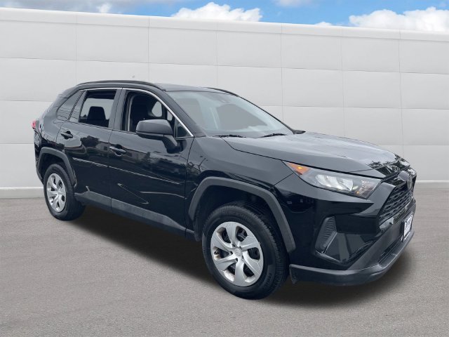 Used 2021 Midnight Black Metallic Toyota LE image 12