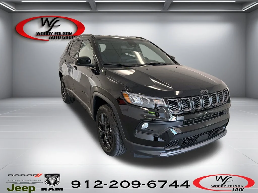 New 2027 Black Jeep Latitude image 1
