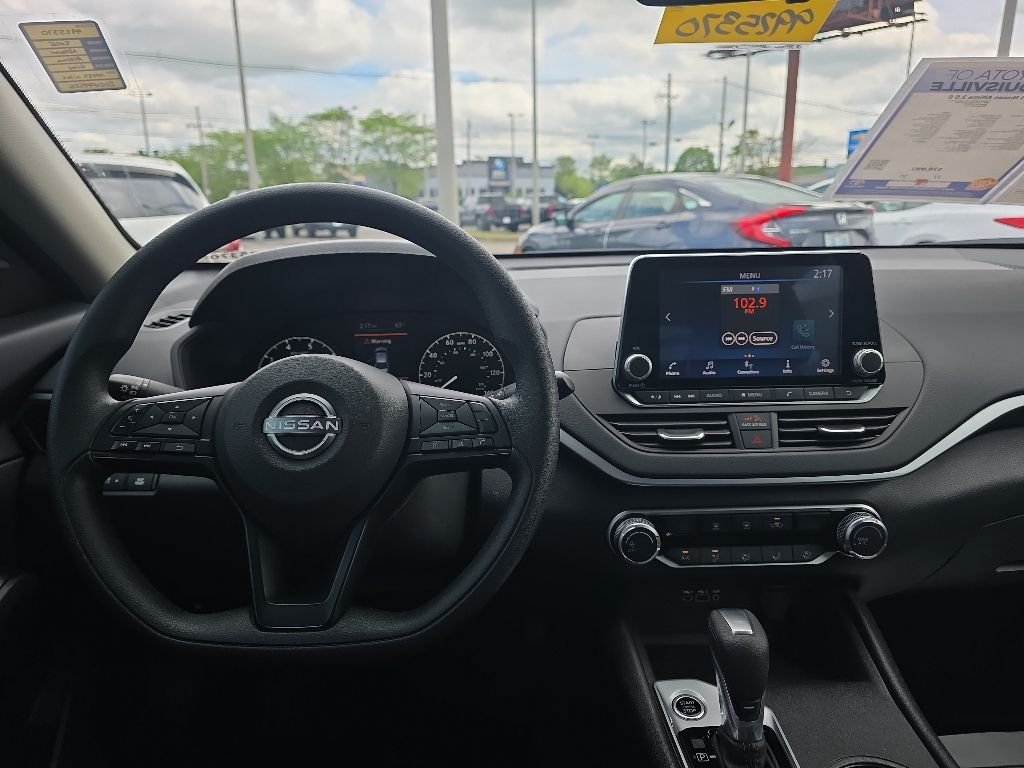 Used 2025 Gray Nissan 2.5 S image 10