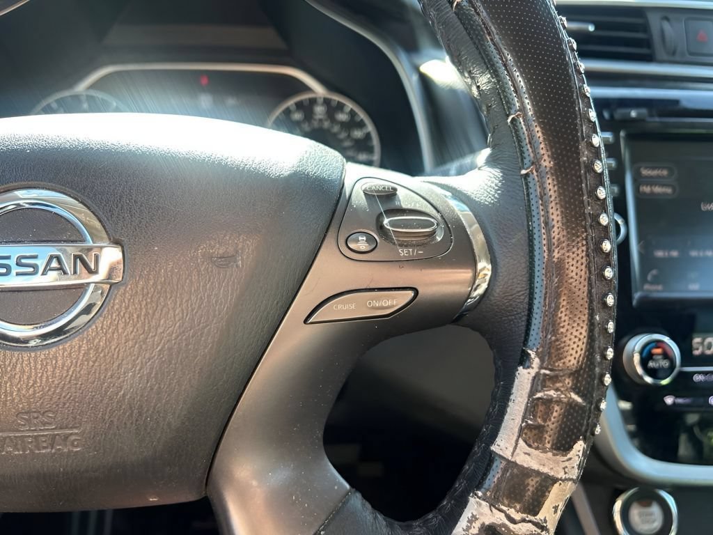 Used 2022 Gun Metallic Nissan SL image 26