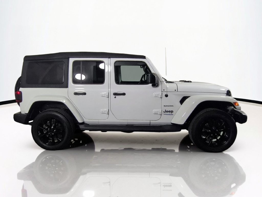 Used 2022 White Jeep Unlimited Sahara 4xe image 5