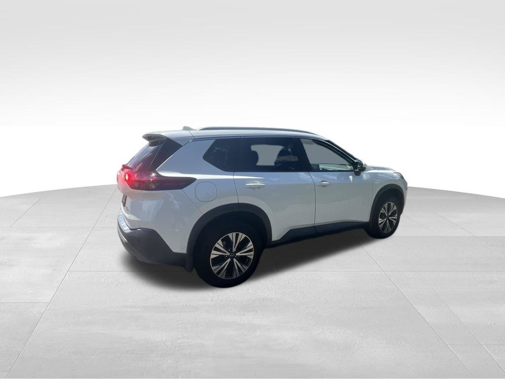 Used 2023 White Nissan SV image 36