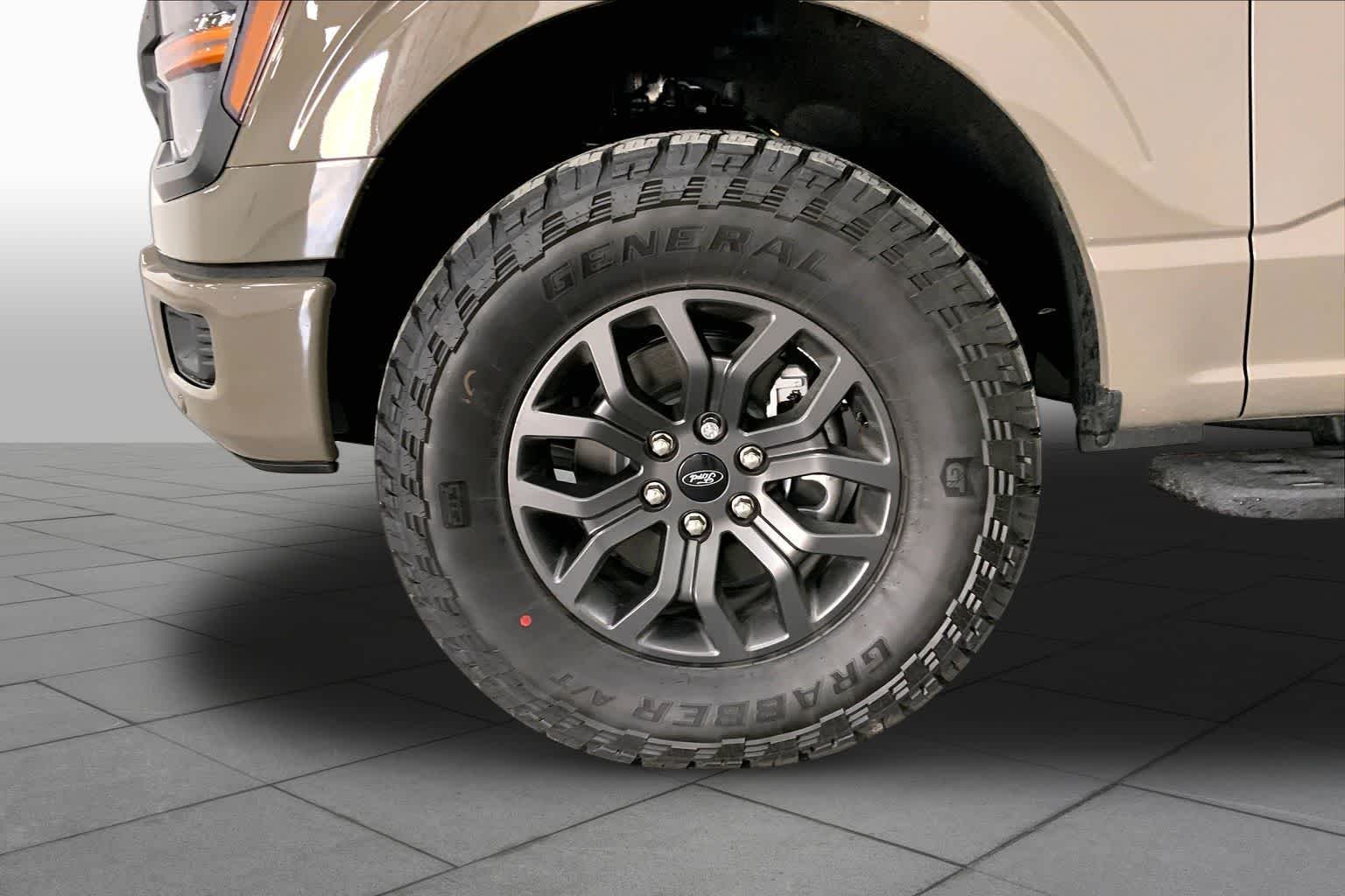 New 2026 Marsh Gray Ford Tremor® image 9