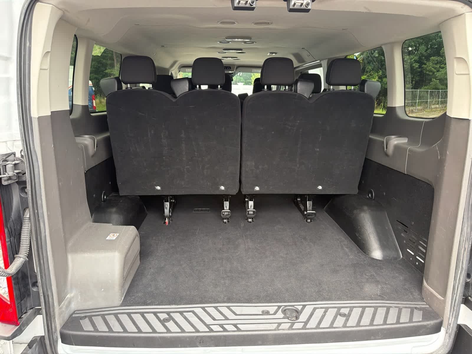 Used 2023 Oxford White Ford XLT image 10