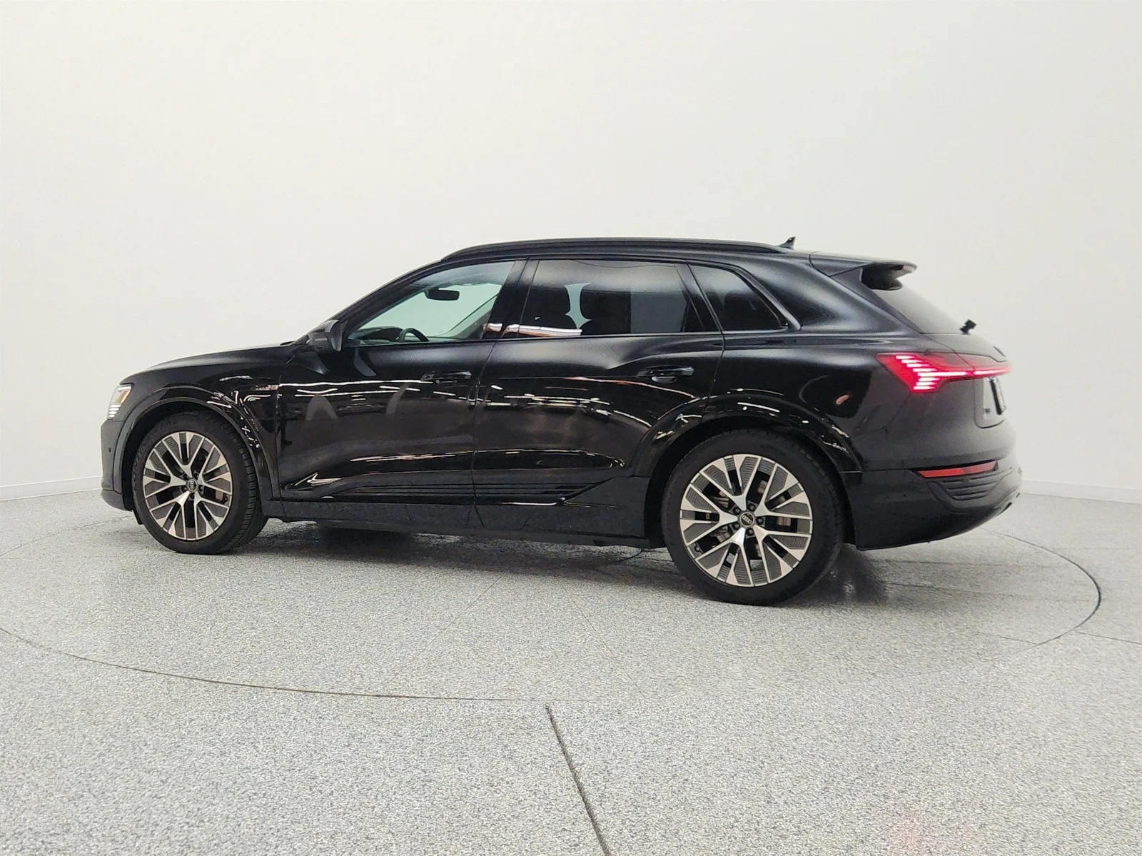 Used 2024 Mythos Black Metallic Audi Prestige quattro image 8