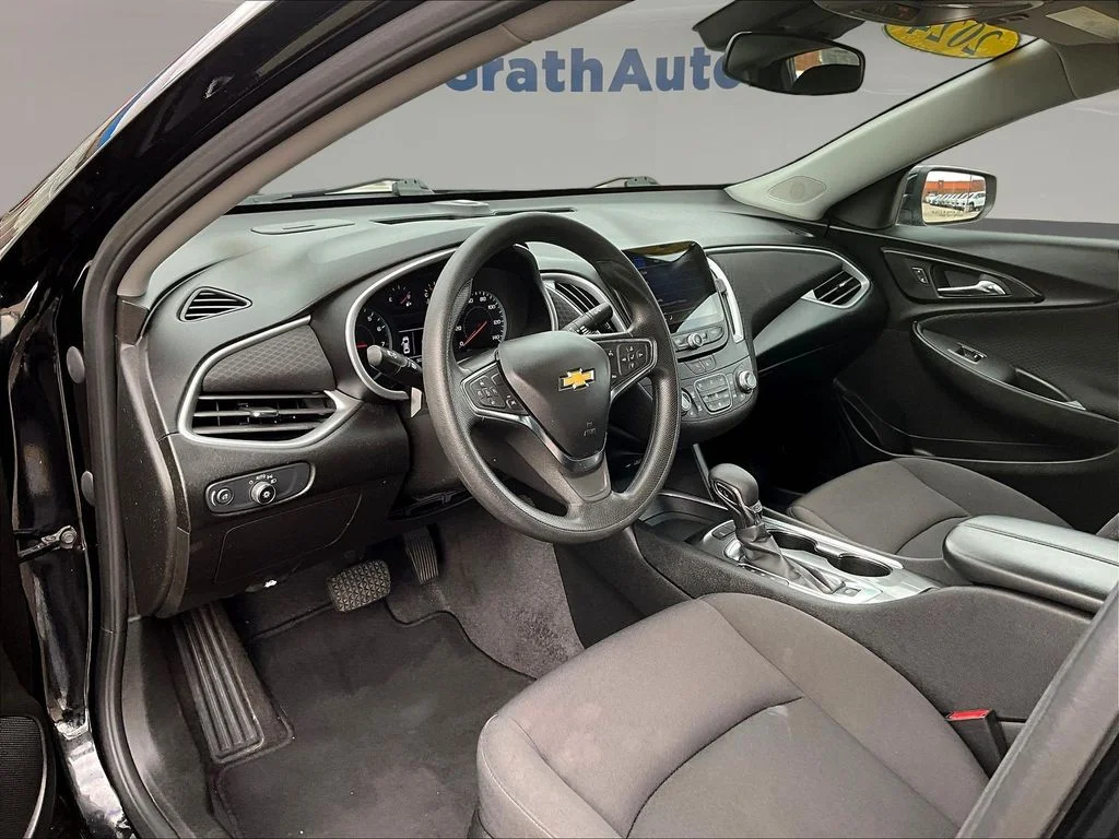Used 2024 Black Chevrolet LT image 19