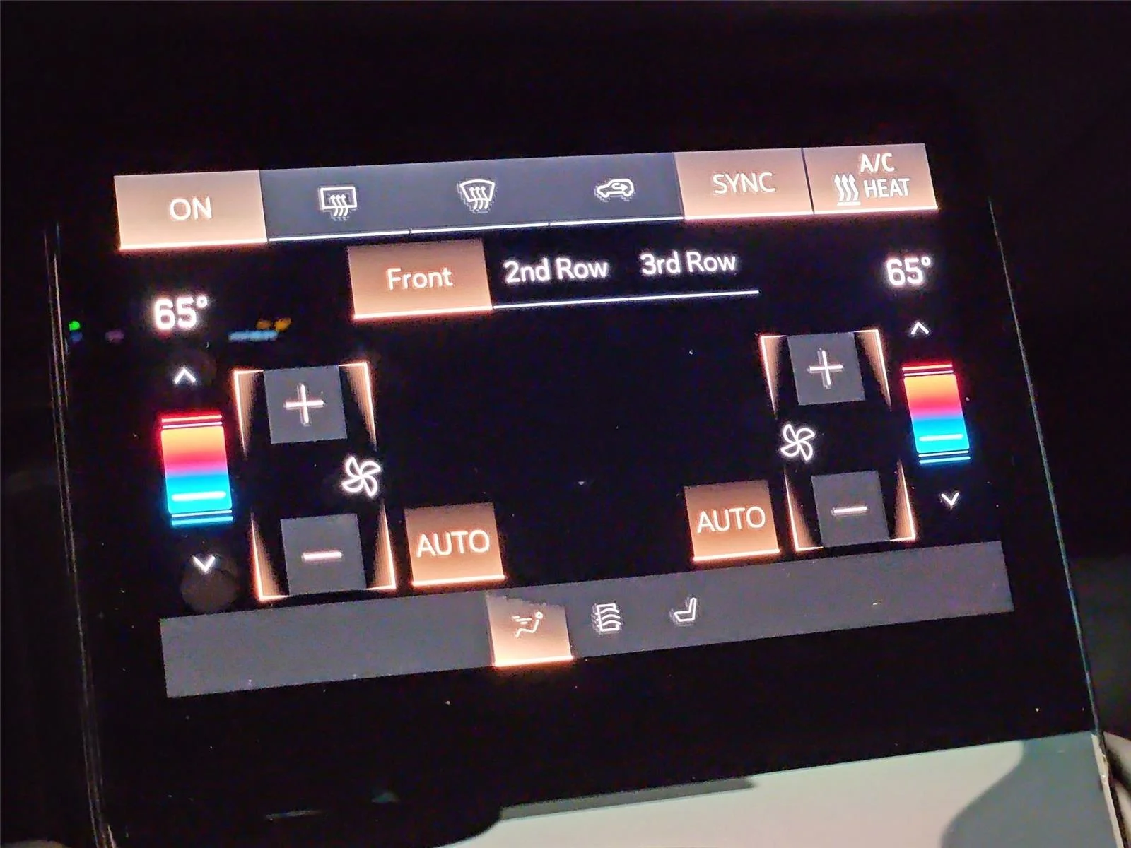 2026 Cadillac VISTIQ Sport - Photo 19