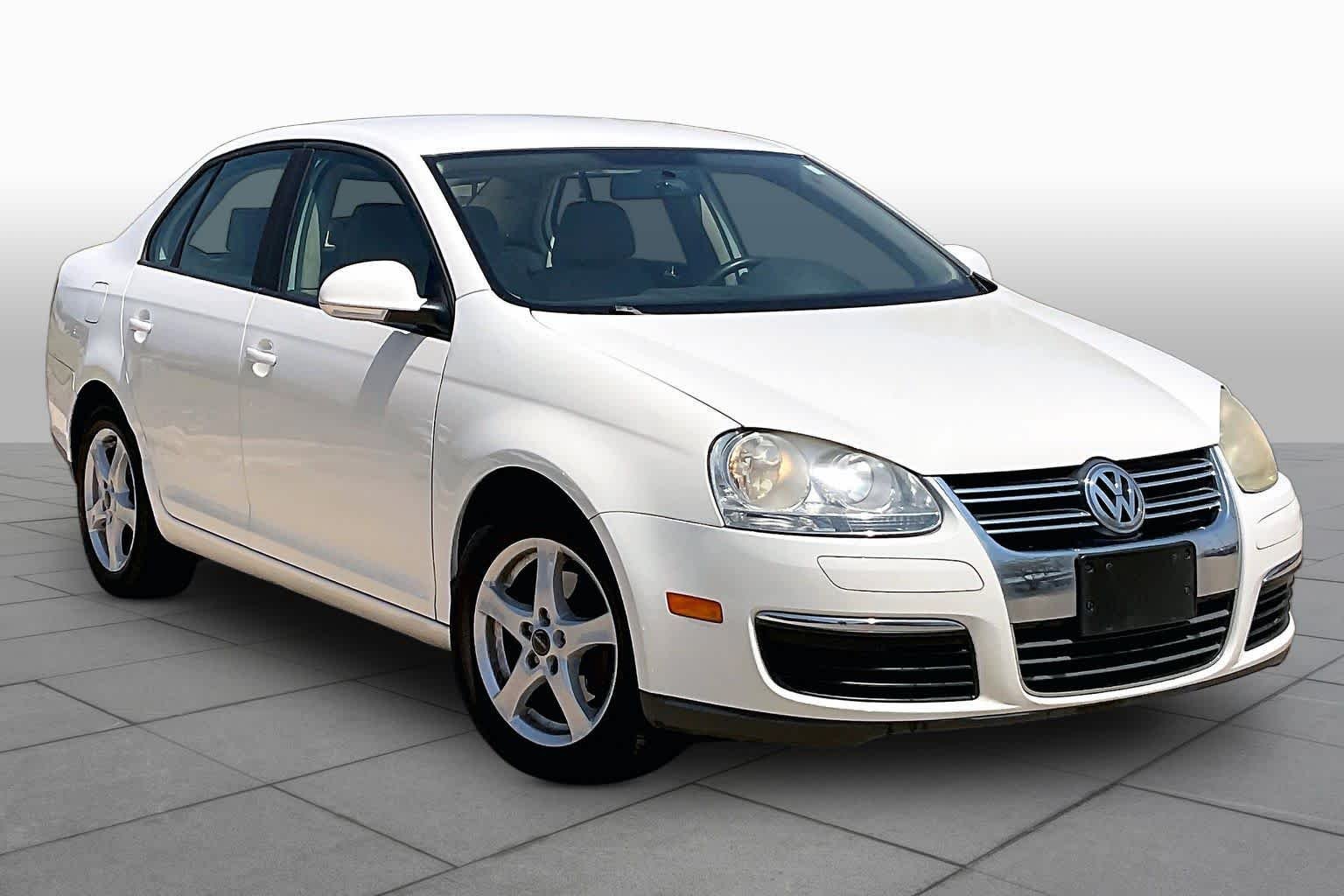 Used 2008 WHITE Volkswagen S image 2