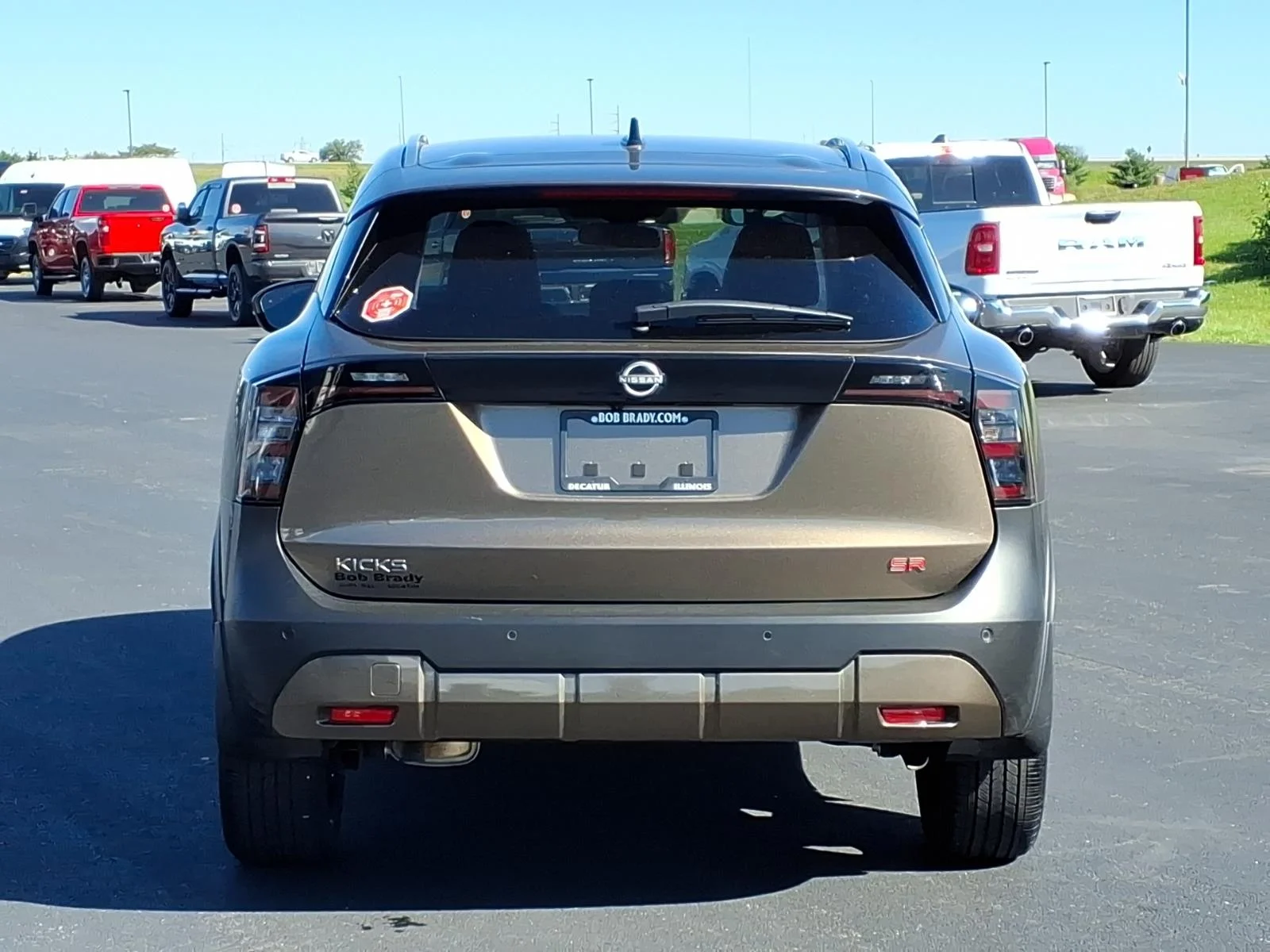 Used 2026 Canyon Bronze Metallic Nissan SR image 13