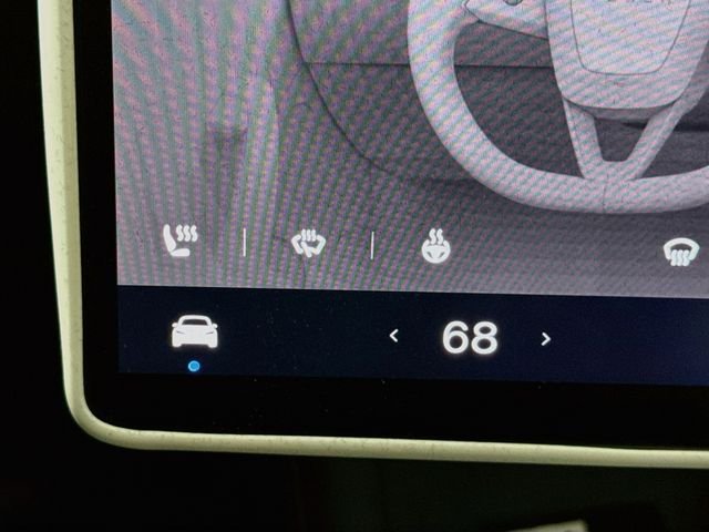 Used 2025  Tesla Long Range image 20