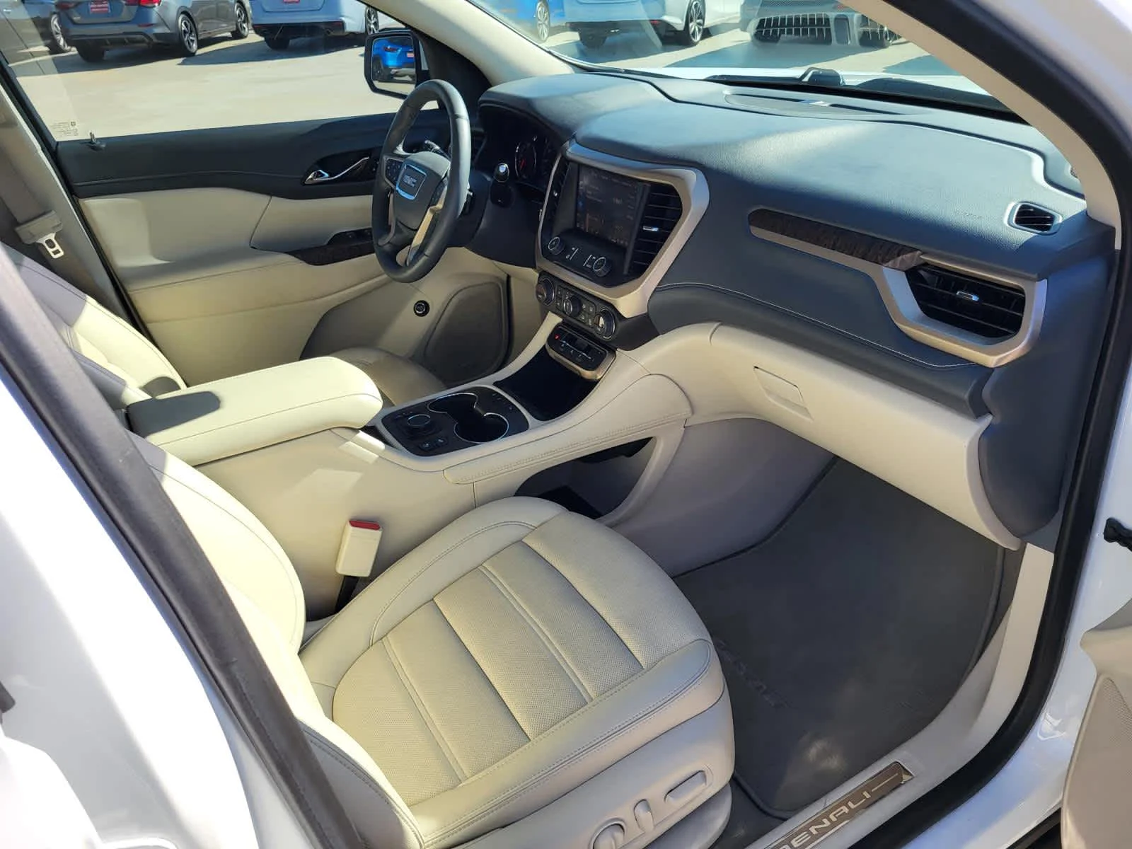 Used 2023 Summit White GMC Denali image 9