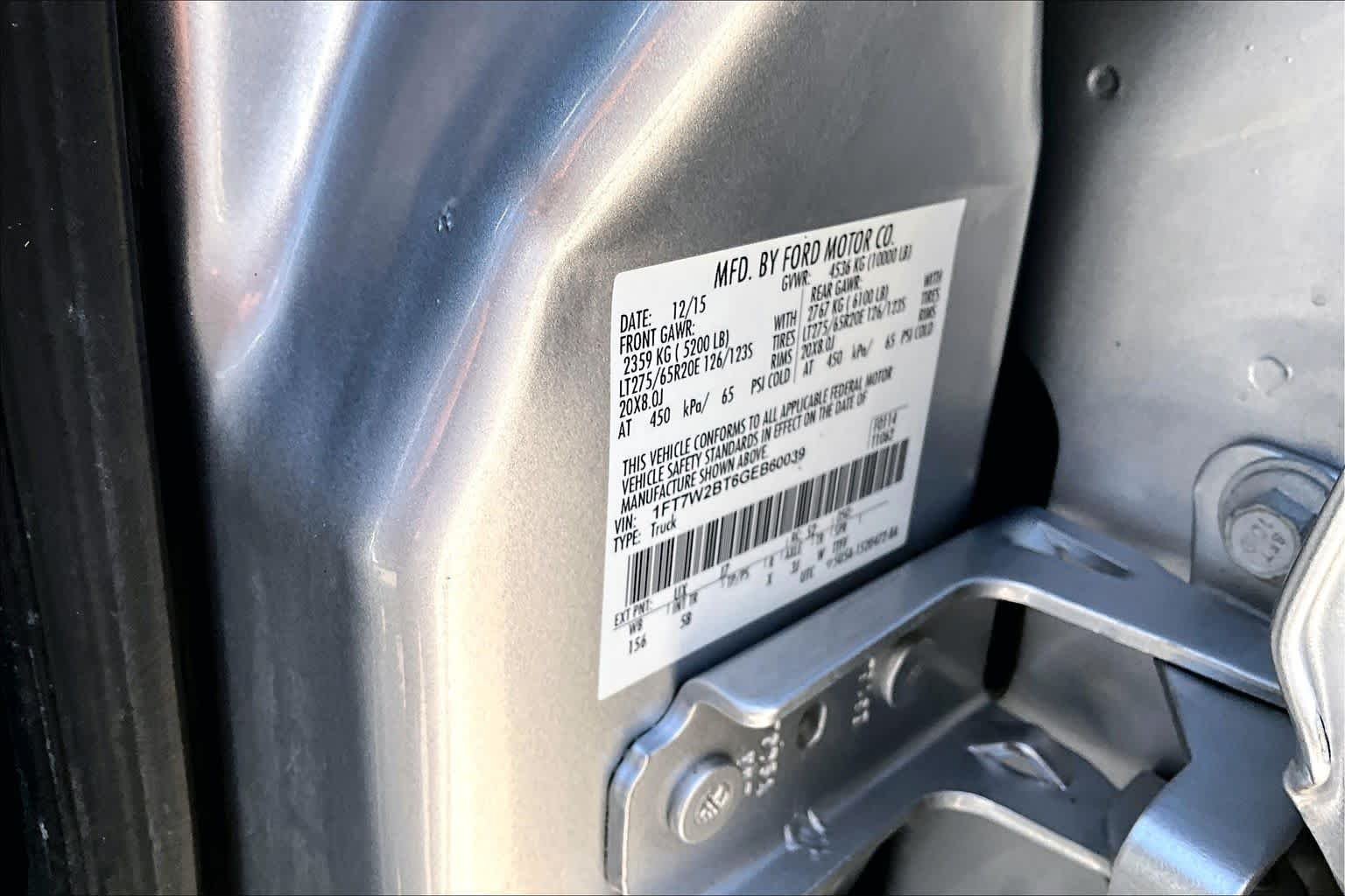 Used 2016 Ingot Silver Metallic Ford Lariat image 36