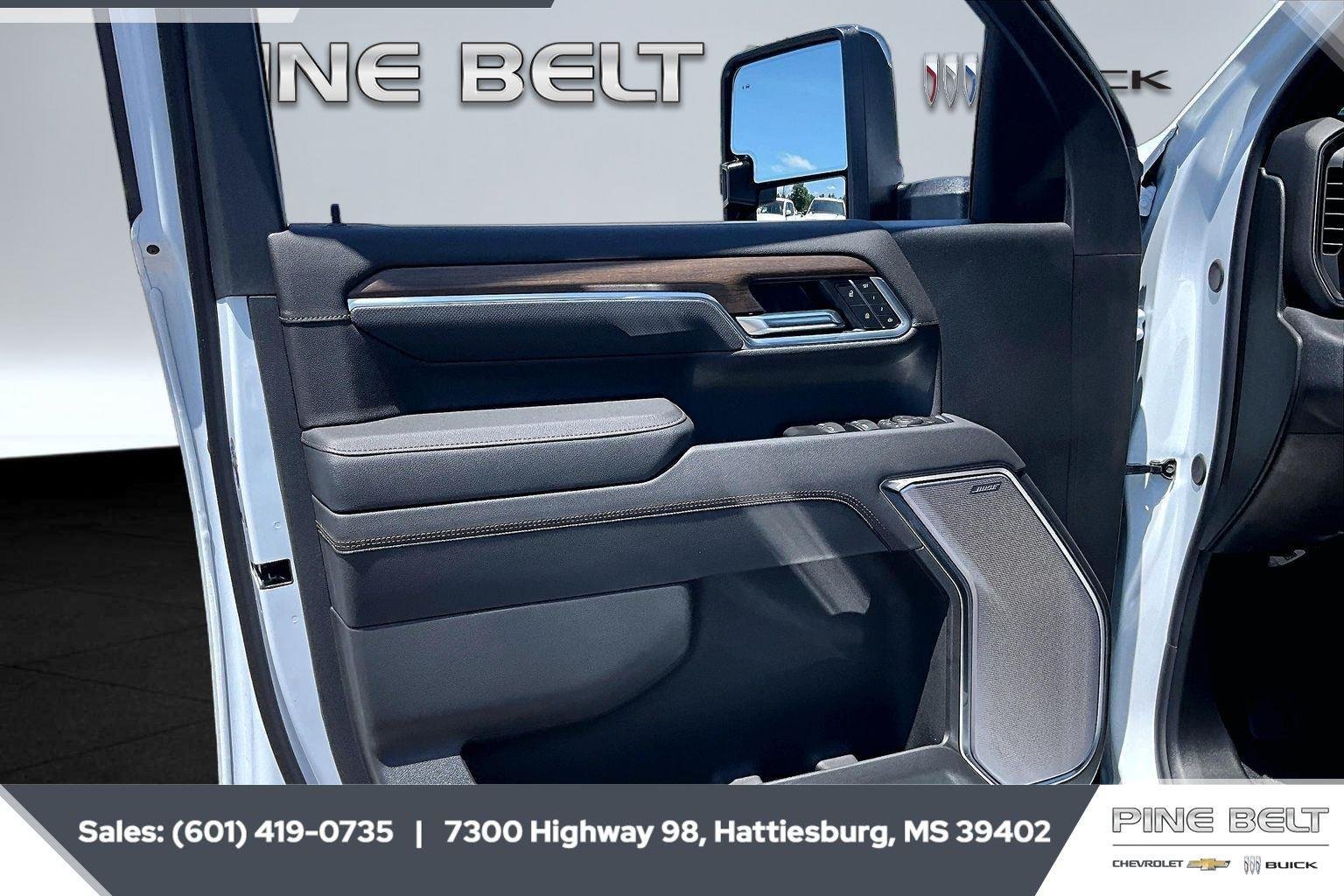 New 2026 Polar White Tricoat Chevrolet High Country image 18