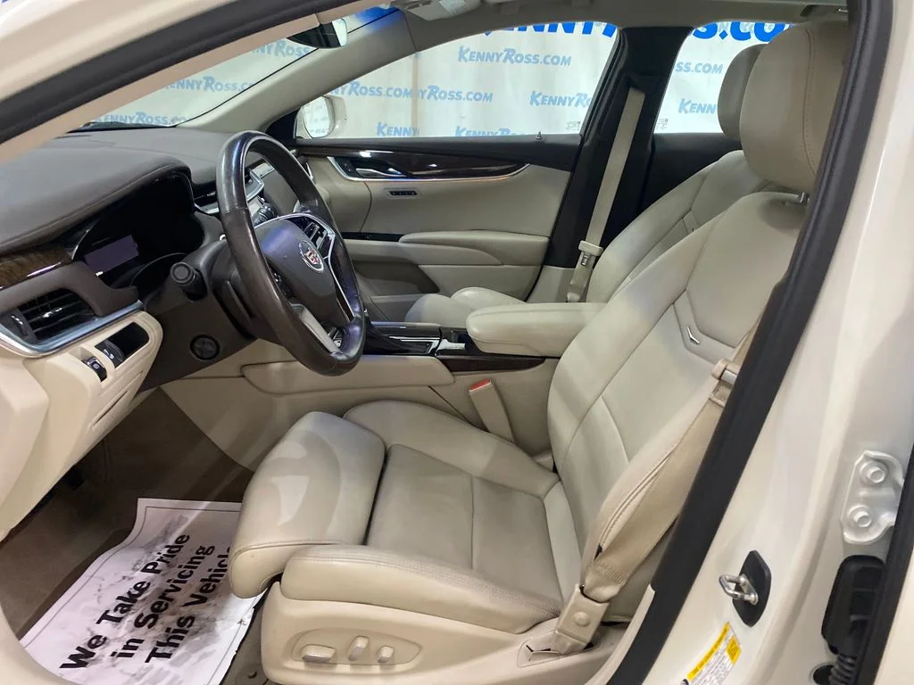 Used 2014 White Cadillac Luxury image 8