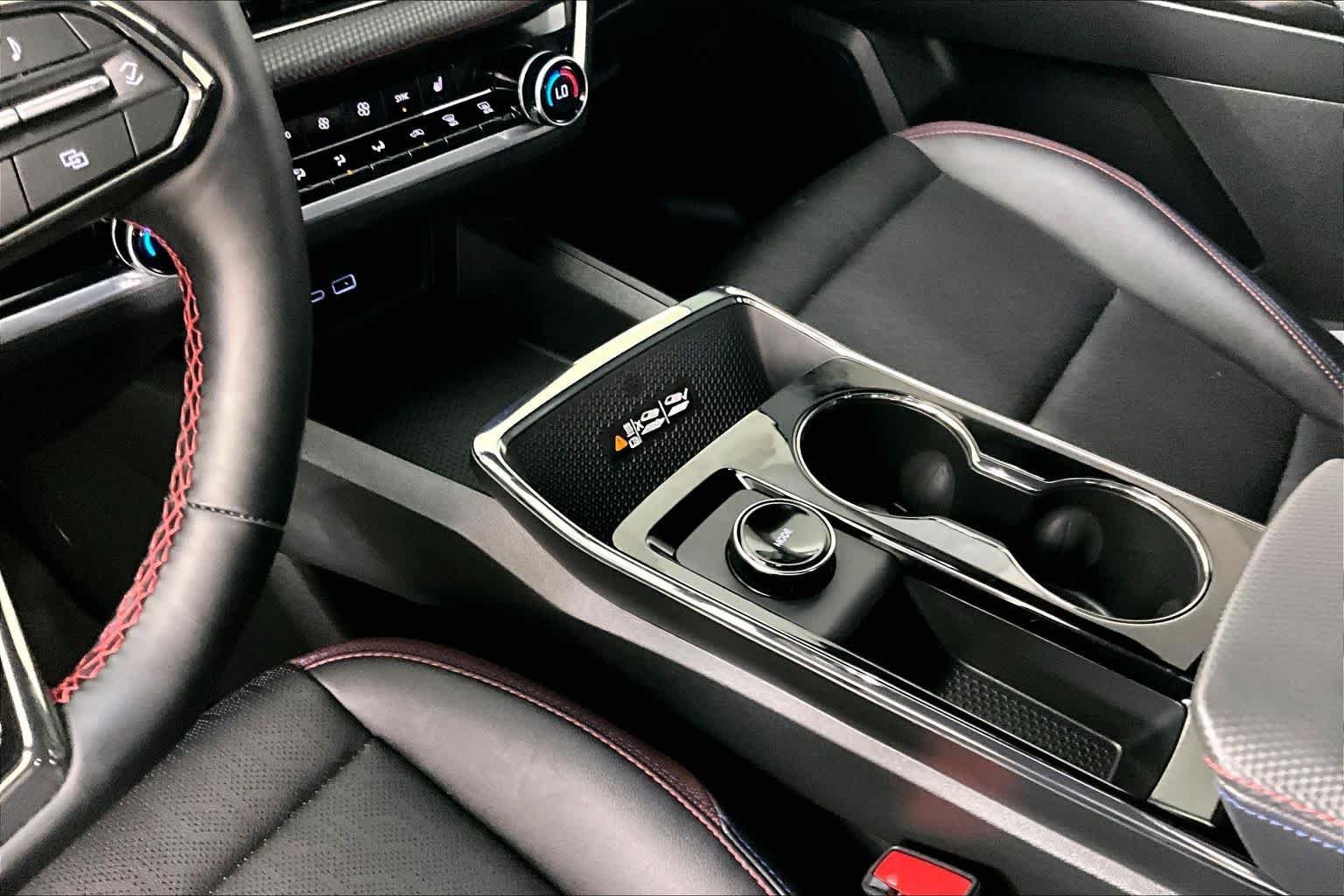 Used 2026 Mosaic Black Metallic Chevrolet FWD RS image 15