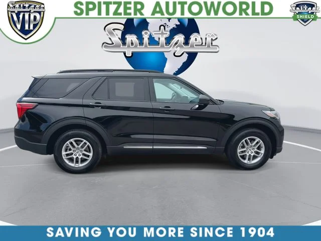 Used 2025 Black Ford Active image 10