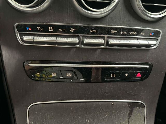 2021 Mercedes-Benz GLC GLC300 - Photo 25