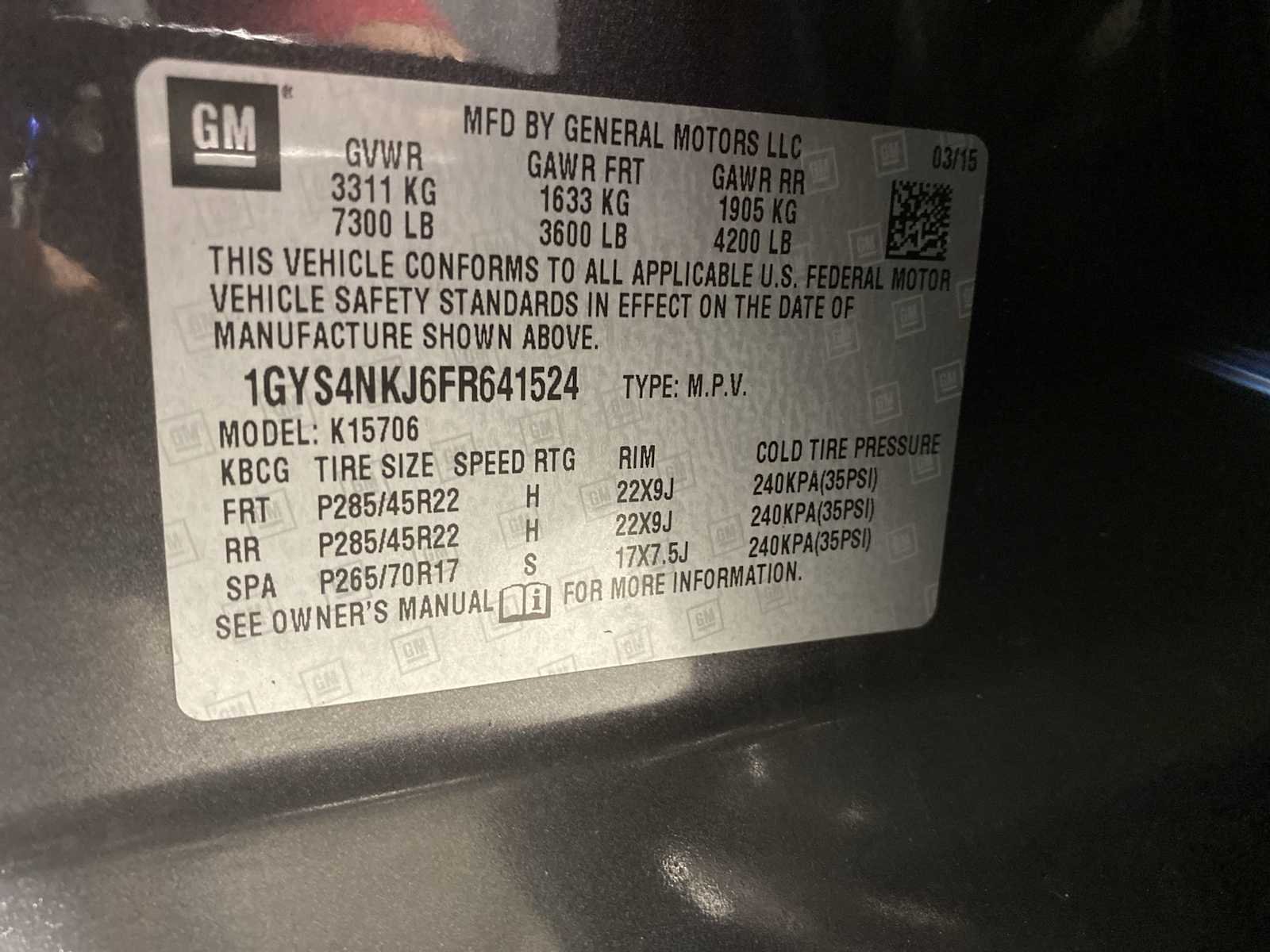 Used 2015 Dark Granite Metallic Cadillac Premium image 21