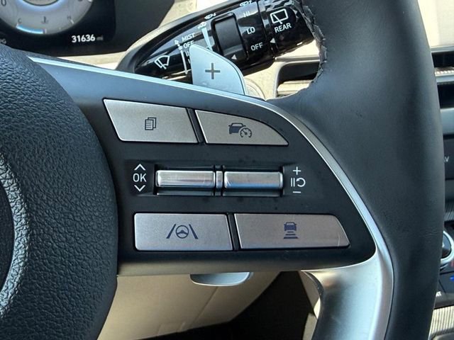 Used 2024 Silver Hyundai SEL image 17