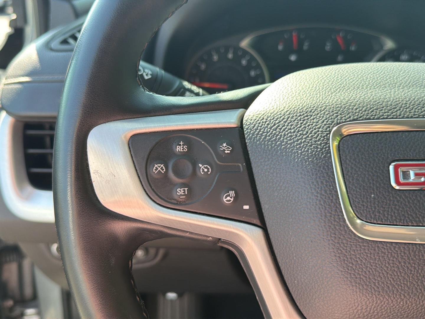 Used 2024 Sterling Metallic GMC SLT image 20