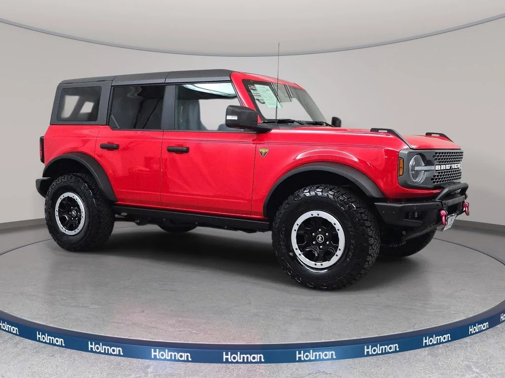 Used 2023 Race Red Ford Badlands image 4