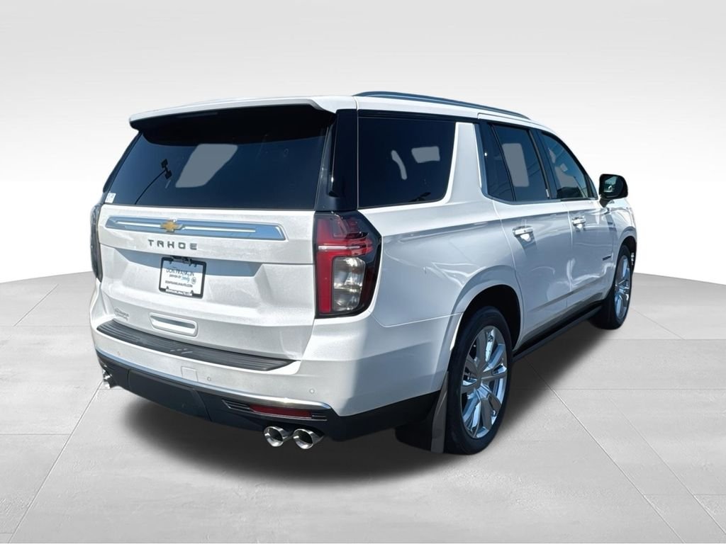 Used 2024 White Chevrolet High Country image 8