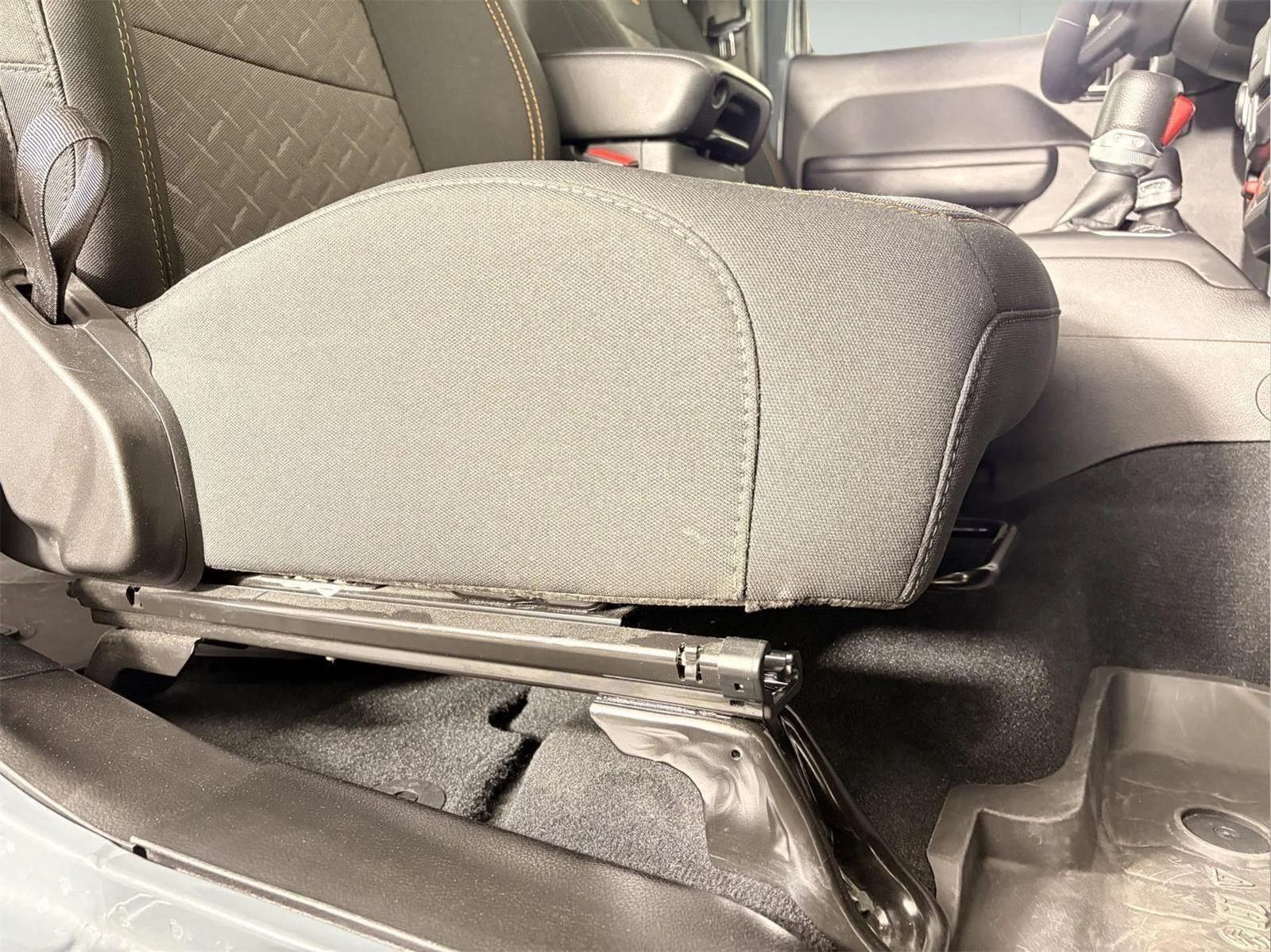 Used 2024 Anvil Clear Coat Jeep Mojave image 23