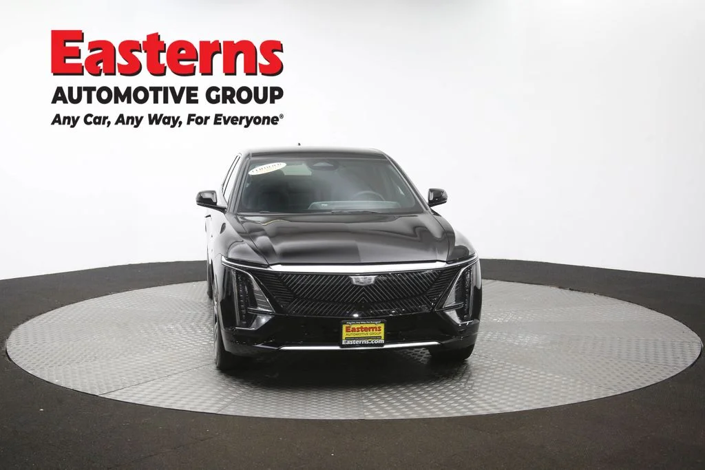 Used 2025 Black Cadillac Luxury image 53