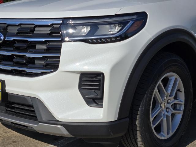 New 2026 Star White Metallic Tri-Coat Ford Active image 26
