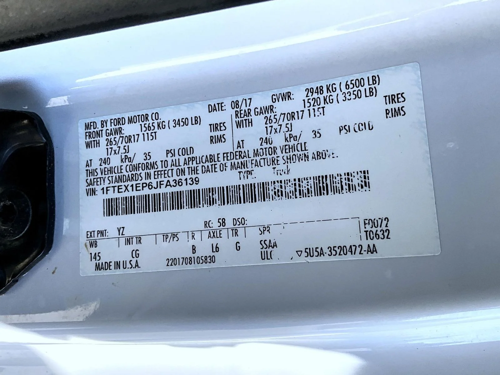 Used 2018 White Ford XL image 28