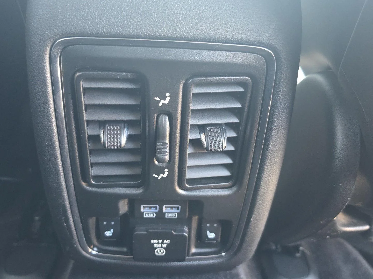 Used 2016 BLACK Jeep Limited image 18