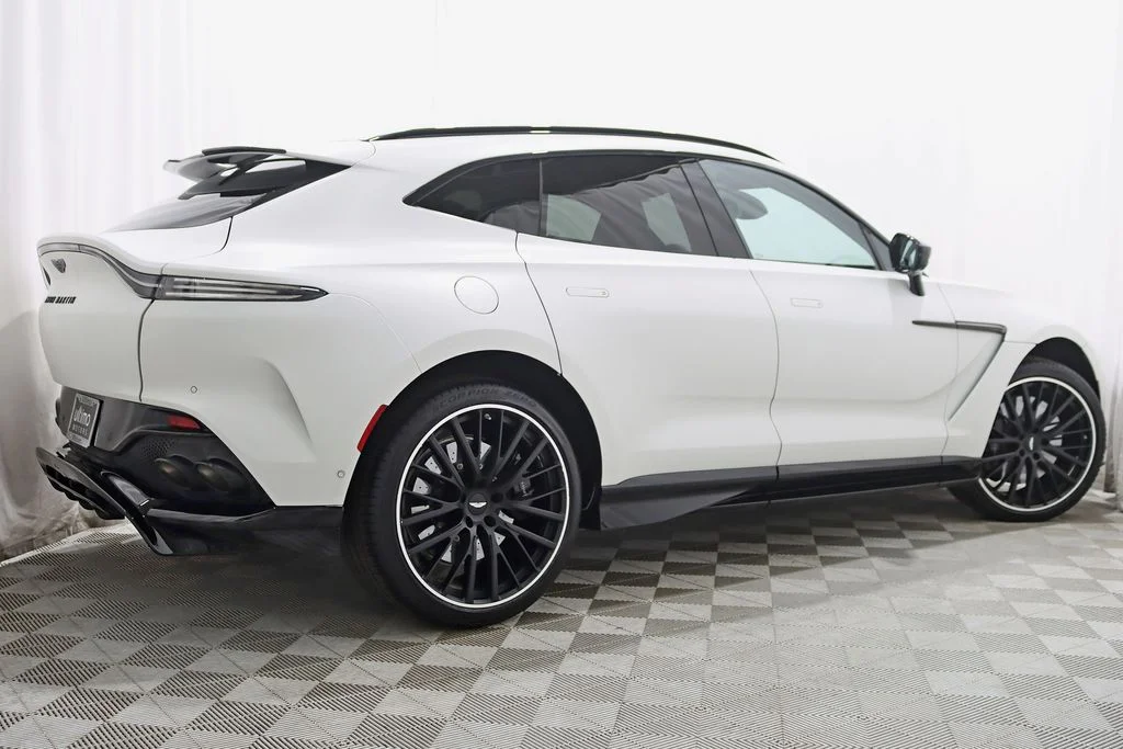 Used 2023 White Aston Martin 707 image 10