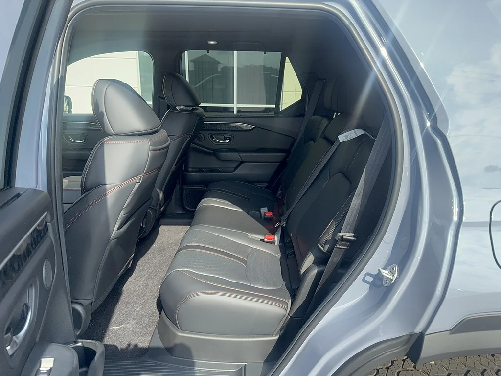 New 2026 Sonic Gray Pearl Honda TrailSport Elite image 11