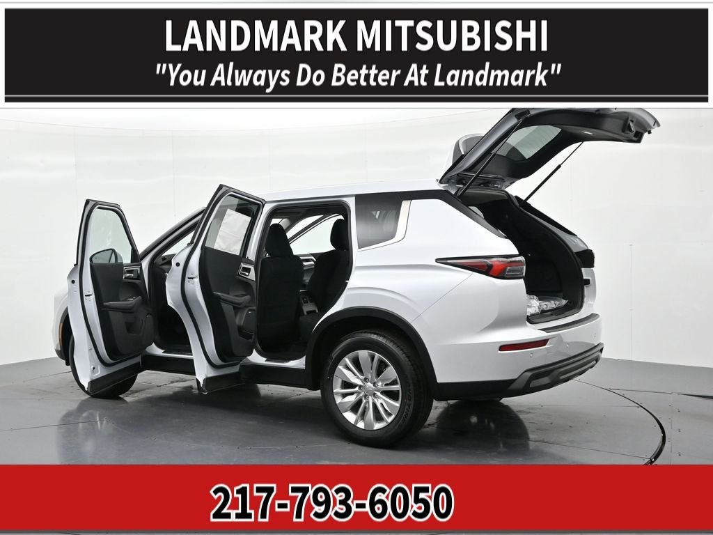 New 2026 White Mitsubishi ES 1.5T S-AWC image 25