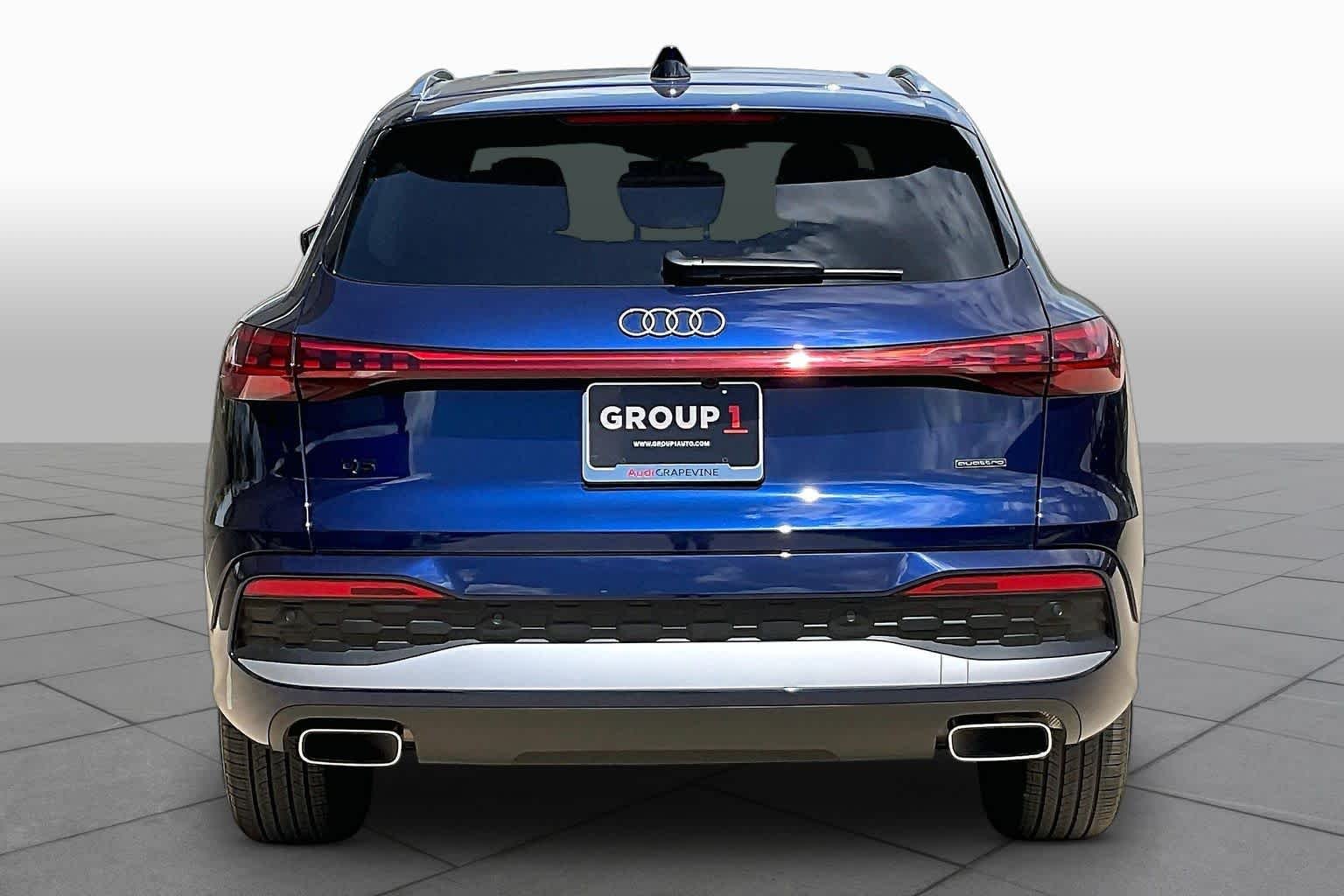 Used 2025 Navarra Blue Metallic Audi Premium image 5
