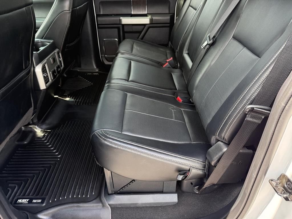 Used 2020 White Ford Lariat image 12