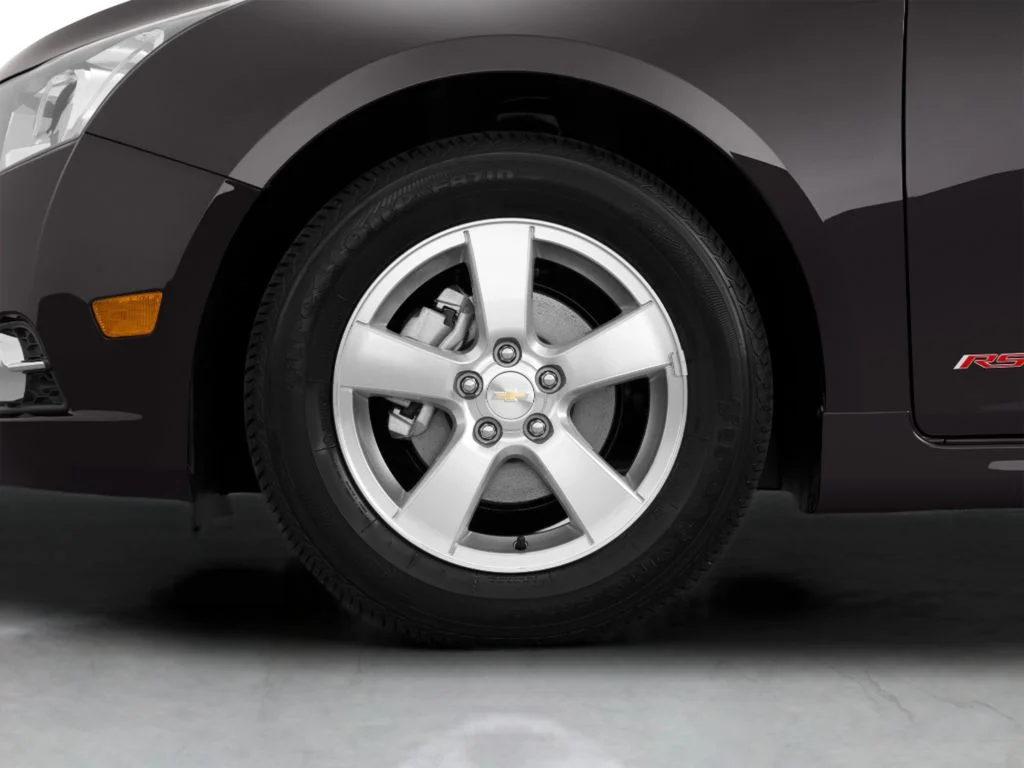 Used 2014 Gray Chevrolet 1LT image 46