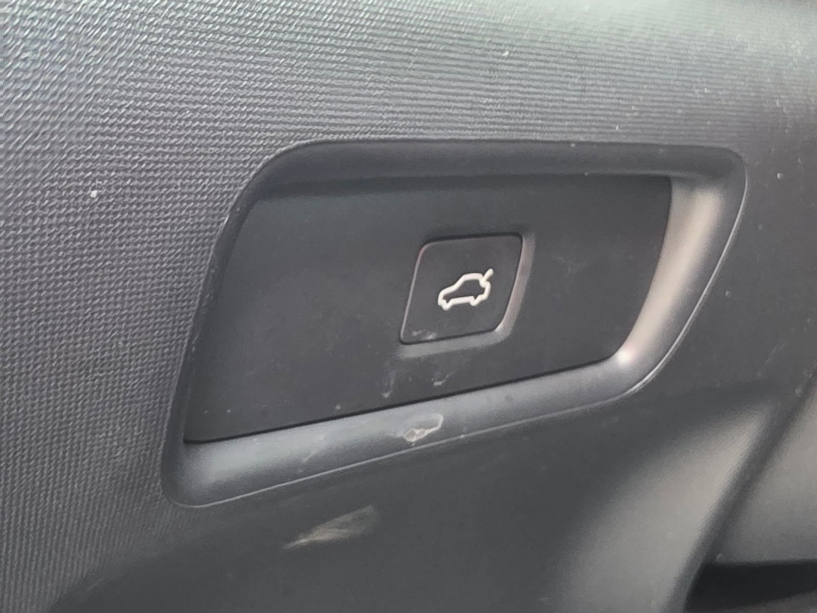 Used 2024  Polestar Long Range Dual Motor image 26