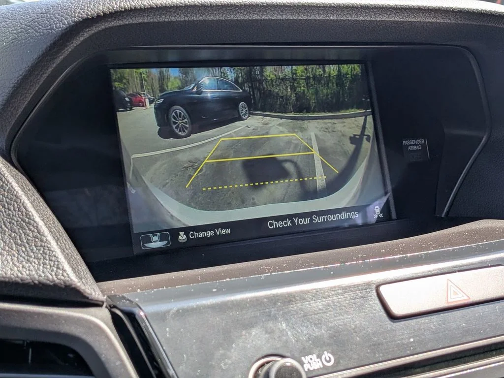 Used 2022  Acura Premium Package image 23