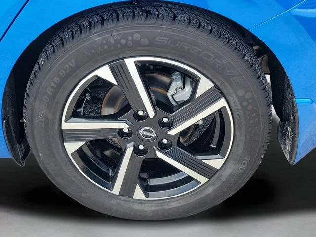 Used 2024 Blue Nissan SV image 34
