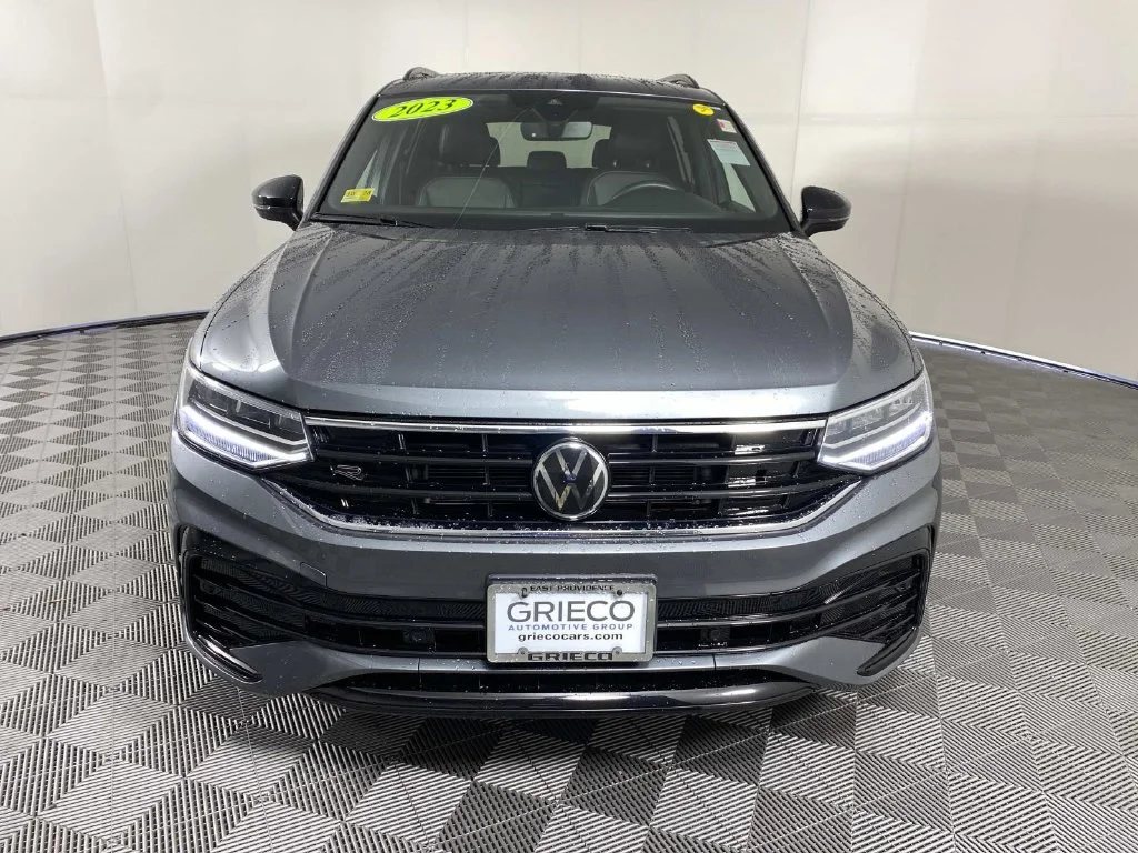 Used 2023 Platinum Gray Metallic Volkswagen 2.0T SE R-Line Black image 3
