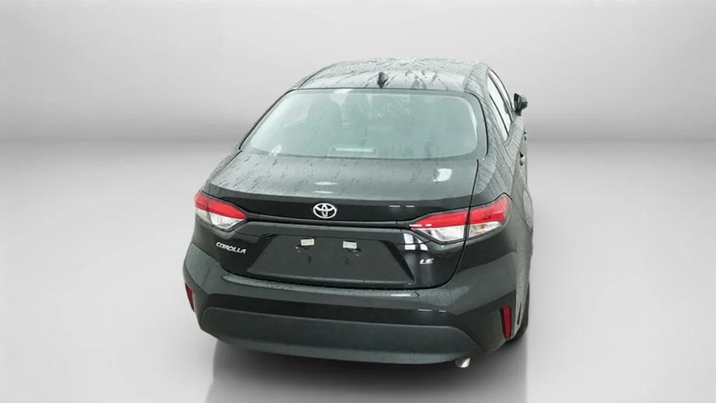New 2027 Inked Toyota LE image 13