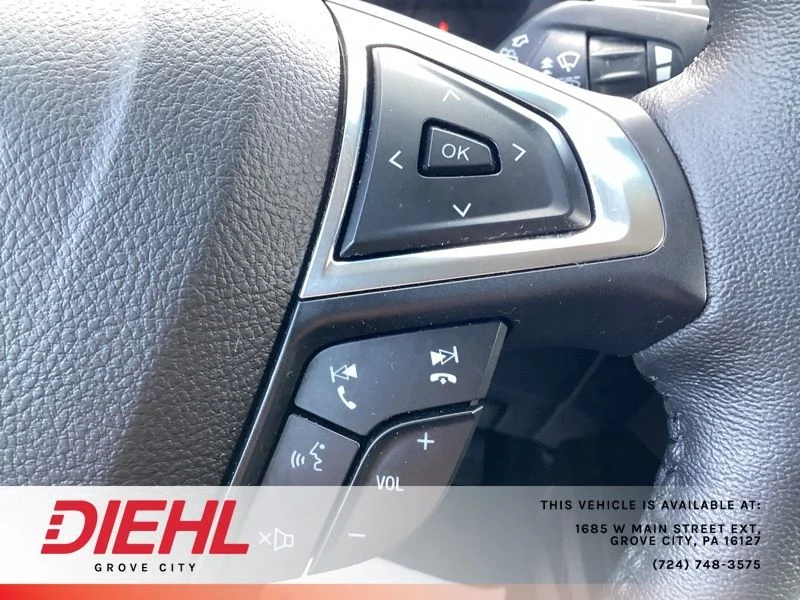 Used 2020 Green Ford SEL image 32