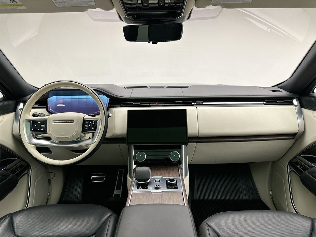 Used 2023 Santorini Black Metallic Land Rover SE image 20