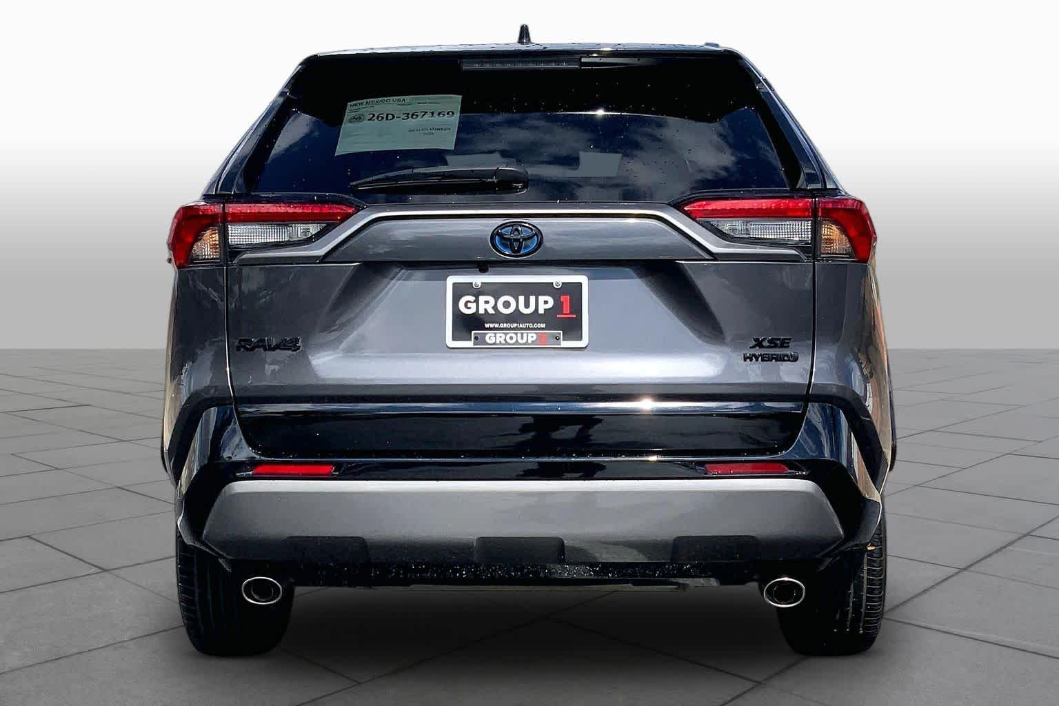 Used 2021 Magnetic Gray Metallic/Midnight Black Metallic Toyota Hybrid XSE image 5