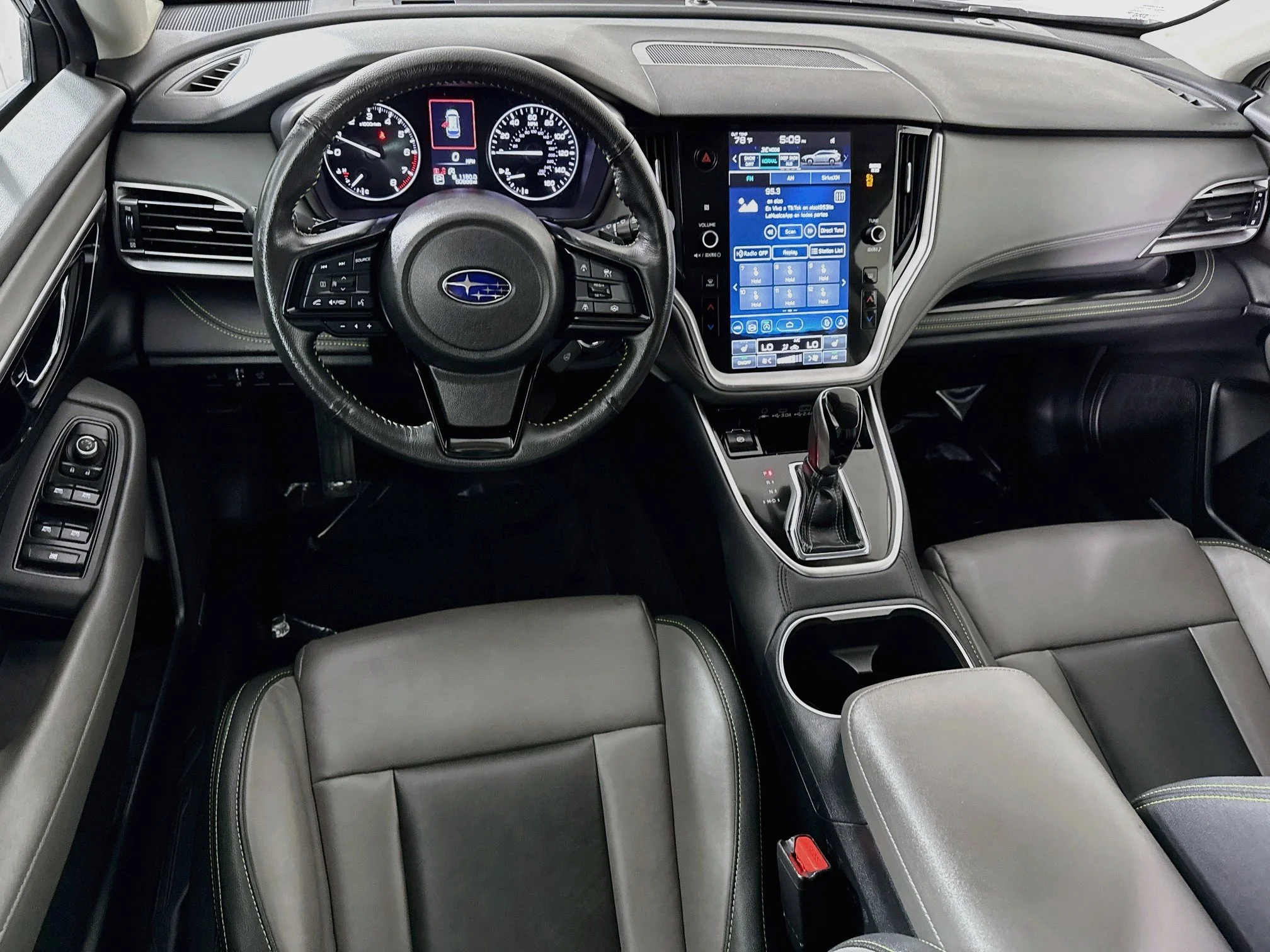 Used 2025 Magnetite Gray Metallic Subaru Onyx Edition image 13