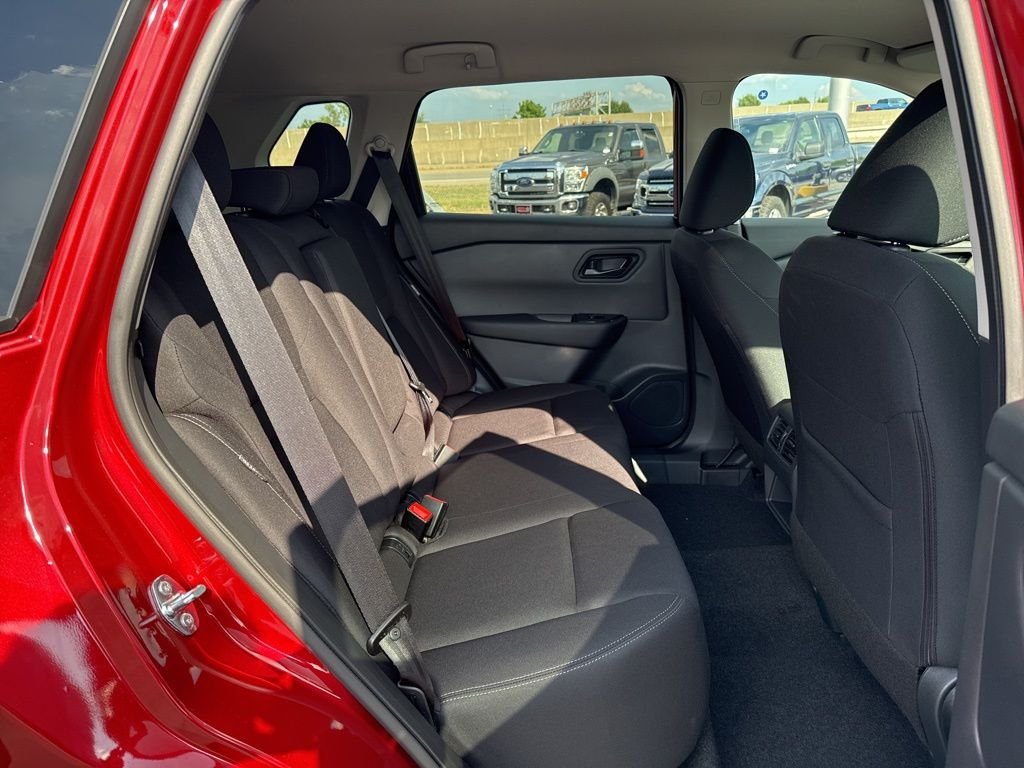 2026 Nissan Rogue S - Photo 14