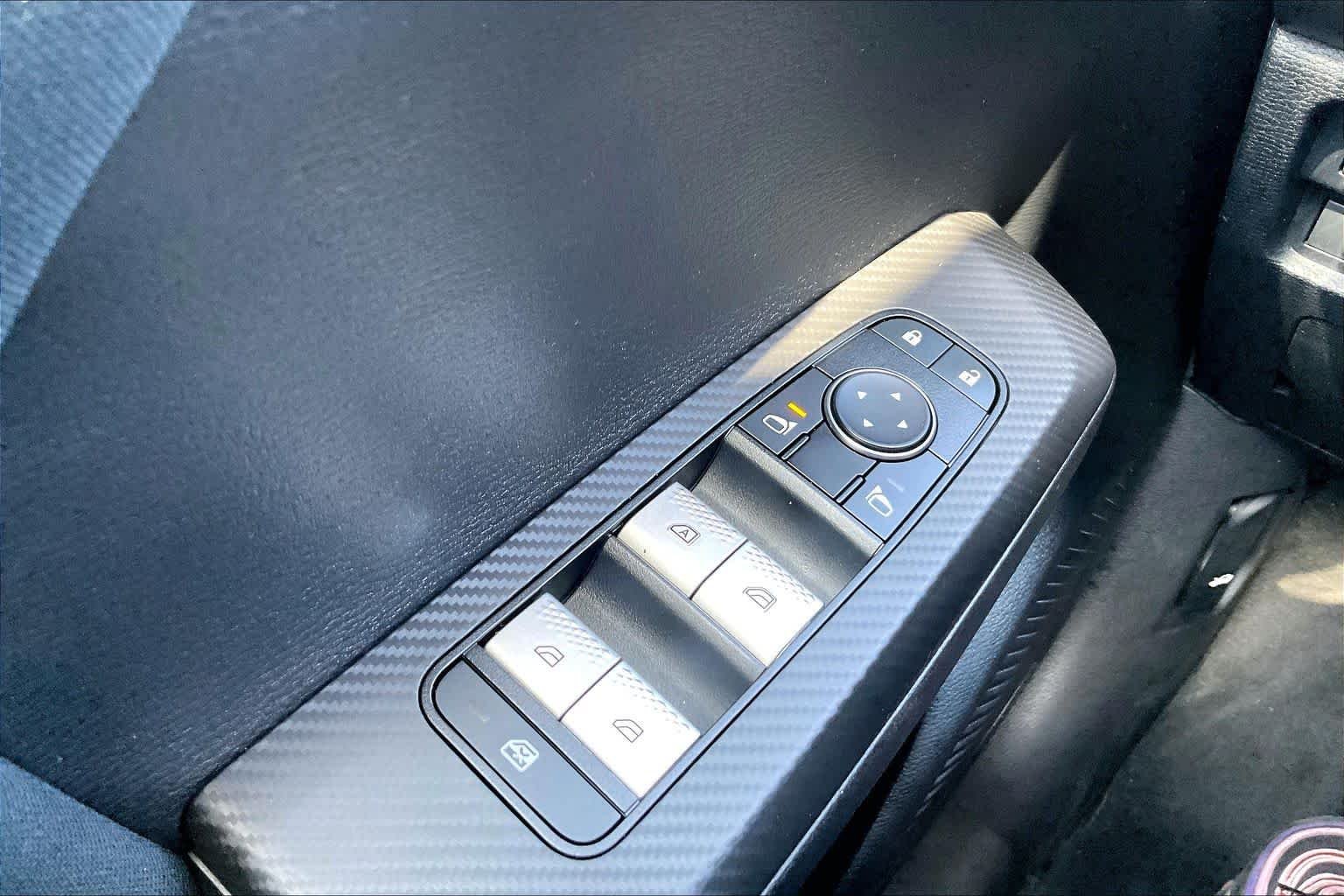 Used 2023 Alloy Silver Metallic Mitsubishi ES image 65